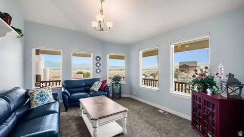 2286 E Cedar Dr, Eagle Mountain, UT 84005 photo 3