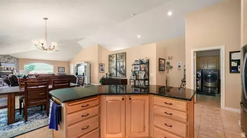 2286 E Cedar Dr, Eagle Mountain, UT 84005 photo 10