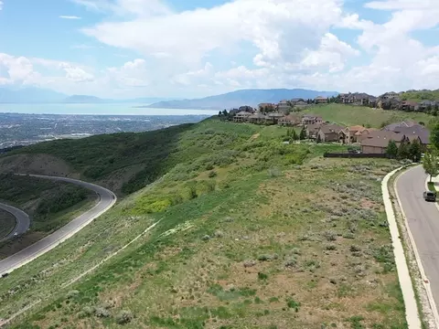 15201 S Eagle Crest Dr E, Draper, UT 84020 photo 4