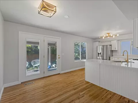 433 W Chase Ln N, Centerville, UT 84014 photo 7