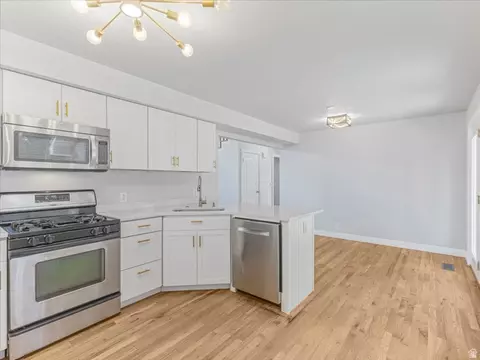 433 W Chase Ln N, Centerville, UT 84014 photo 9