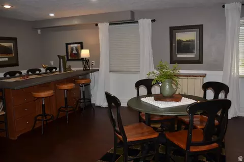 Dining - 890 E 200 S, Mount Pleasant, UT 84647 photo 3 of 3