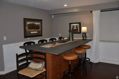 Dining - 890 E 200 S, Mount Pleasant, UT 84647 photo 2 of 3