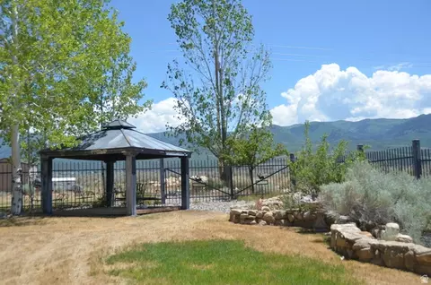 Exterior - 890 E 200 S, Mount Pleasant, UT 84647 photo 11 of 13