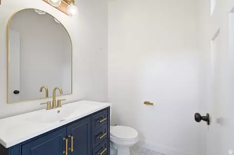 Bath - 338 S Windy Dr, Smithfield, UT 84335 photo 1 of 6