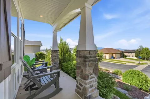 Exterior - 338 S Windy Dr, Smithfield, UT 84335 photo 4 of 7