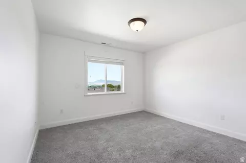 Bedroom - 338 S Windy Dr, Smithfield, UT 84335 photo 8 of 15