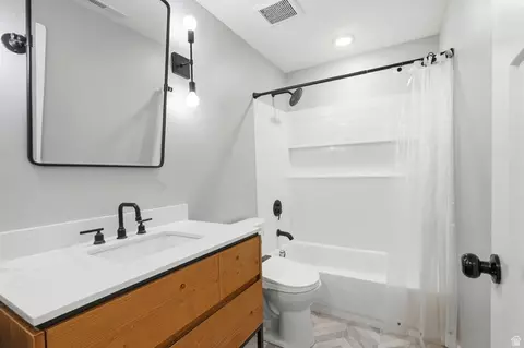 Bath - 338 S Windy Dr, Smithfield, UT 84335 photo 6 of 6