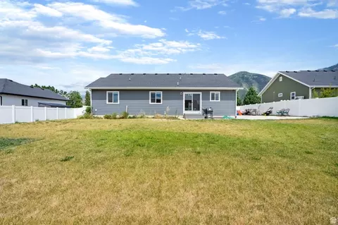 Exterior - 1002 S 130 E, Salem, UT 84653 photo 4 of 7