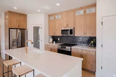 272 E 850 S #7-301, Spanish Fork, UT 84660 photo 1