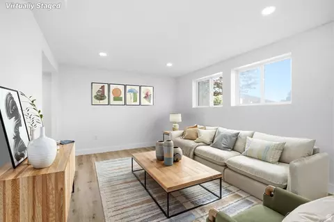Living - 877 E 10600 S, Sandy, UT 84094 photo 3 of 5