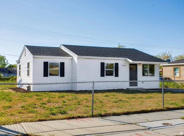 5802 S 4580 W, Kearns, UT 84118
