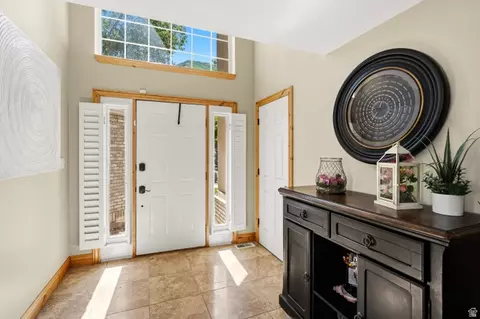 Entry Way - 1927 E Bear Creek Dr S, Draper, UT 84020 photo 1 of 4