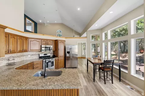Kitchen - 1927 E Bear Creek Dr S, Draper, UT 84020 photo 1 of 3