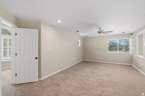 Bedroom - 1927 E Bear Creek Dr S, Draper, UT 84020 photo 4 of 6