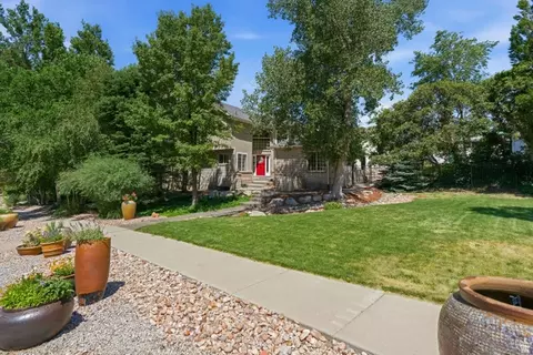 Exterior - 1927 E Bear Creek Dr S, Draper, UT 84020 photo 2 of 17