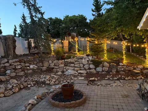 Exterior - 1927 E Bear Creek Dr S, Draper, UT 84020 photo 17 of 17