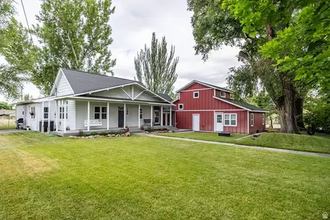 188 W 200 S, Smithfield, UT 84335 photo 3