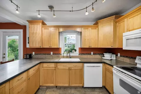188 W 200 S, Smithfield, UT 84335 photo 9
