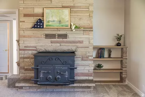 1879 E 2500 S, Naples, UT 84078 photo 6