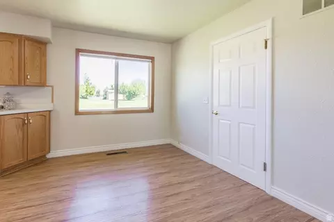 1879 E 2500 S, Naples, UT 84078 photo 17