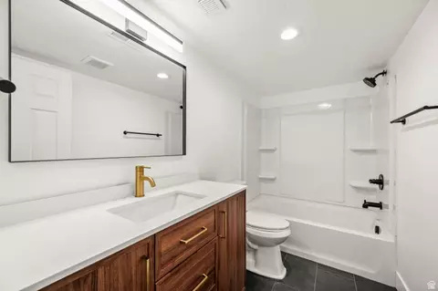 Bath - 15152 S Eagle Chase Dr, Draper, UT 84020 photo 4 of 4