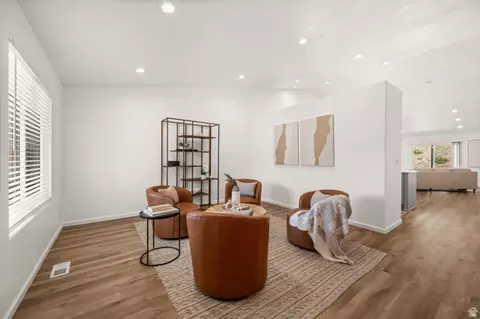 Living - 15152 S Eagle Chase Dr, Draper, UT 84020 photo 1 of 4