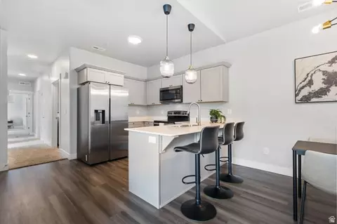 Kitchen - 13528 S Commodus Dr W #301, Riverton, UT 84065 photo 4 of 5