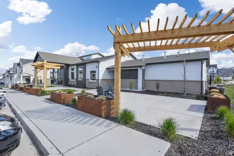 Exterior - 13528 S Commodus Dr W #301, Riverton, UT 84065 photo 6 of 7
