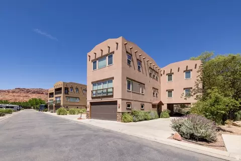 1261 N Main Rubicon Trl #16, Moab, UT 84532