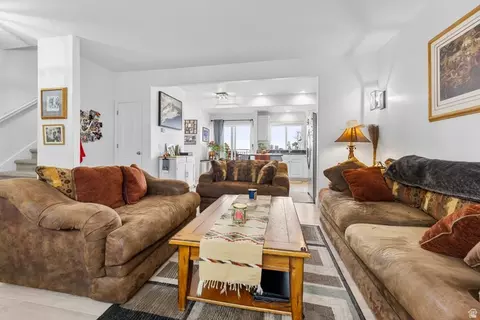 33 E Ann Arbor Dr S, Draper, UT 84020 photo 2