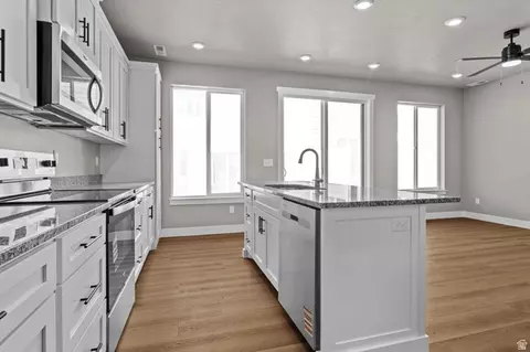 Kitchen - 2848 W 4075 S #315, Roy, UT 84067 photo 2 of 2