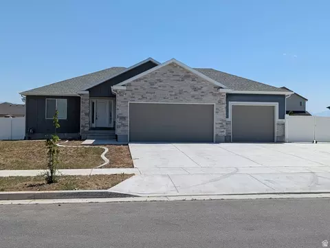 171 S Mustang Rd, Grantsville, UT 84029