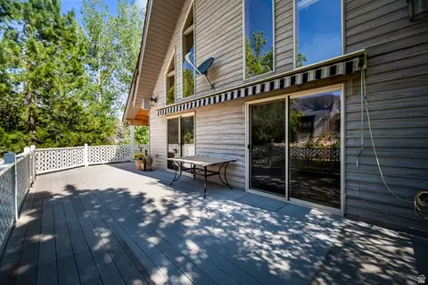 915 E Cedar Berry Ln, Pine Valley, UT 84781 photo 3