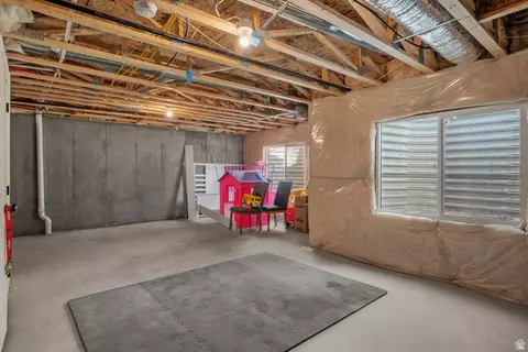 4477 E Hurstbourne Dr, Eagle Mountain, UT 84005 photo 28