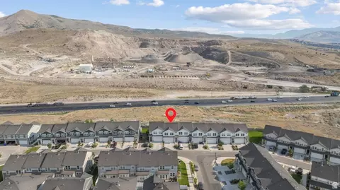 4477 E Hurstbourne Dr, Eagle Mountain, UT 84005 photo 37