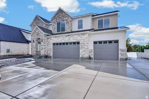 Exterior - 1625 N 320 E #2, Orem, UT 84057 photo 2 of 5