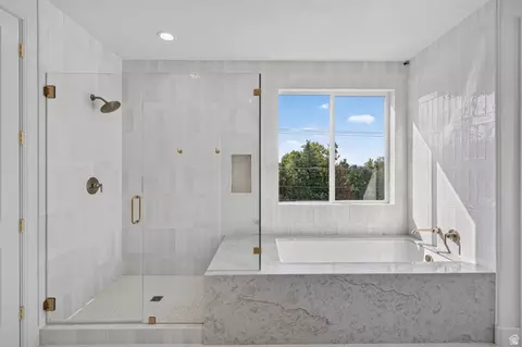 Bath - 1625 N 320 E #2, Orem, UT 84057 photo 1 of 3