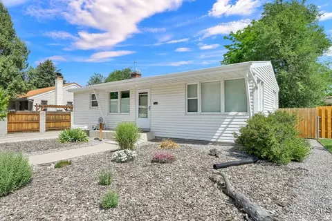 253 Chestnut Ln, Logan, UT 84321 photo 4