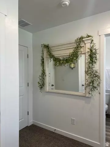 Entry Way - 3928 Cougar Ln, Eagle Mountain, UT 84005 photo 5 of 10