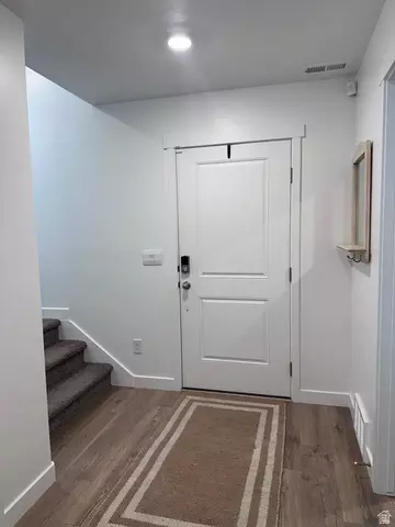 Entry Way - 3928 Cougar Ln, Eagle Mountain, UT 84005 photo 1 of 10