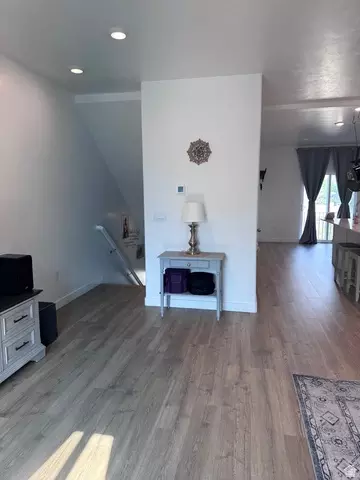 Entry Way - 3928 Cougar Ln, Eagle Mountain, UT 84005 photo 3 of 10