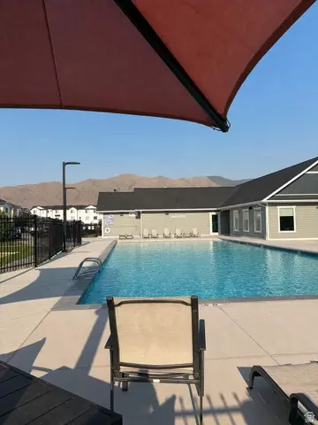 Exterior - 3928 Cougar Ln, Eagle Mountain, UT 84005 photo 4 of 7