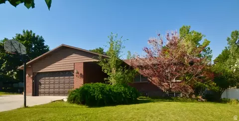 768 Crestview Dr, Tooele, UT 84074