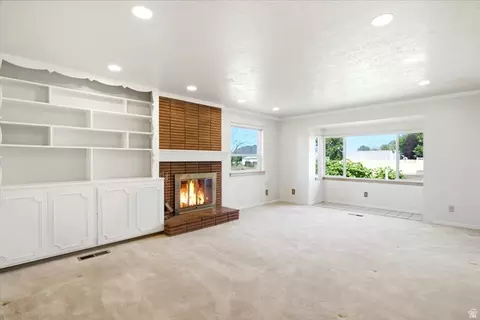 Living - 2252 W 800 N, Clinton, UT 84015 photo 2 of 4