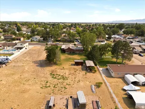 View/Area - 2252 W 800 N, Clinton, UT 84015 photo 3 of 3