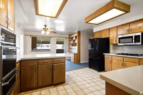 Kitchen - 2252 W 800 N, Clinton, UT 84015 photo 3 of 3