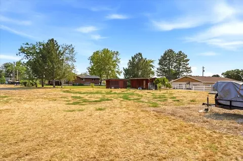 Exterior - 2252 W 800 N, Clinton, UT 84015 photo 8 of 8