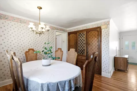 Dining - 272 E 1400 N, Bountiful, UT 84010 photo 3 of 3