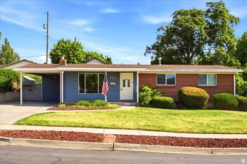 Exterior - 272 E 1400 N, Bountiful, UT 84010 photo 10 of 11